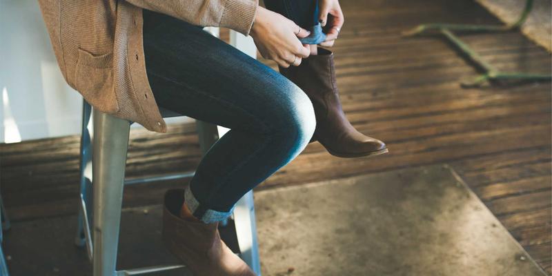 当学术伦理成为压力源：从罗莎琳德·卡迪亚经历看科学优先权之争如何引发心理耗竭与婚姻家庭治疗需求